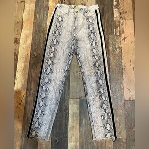 Gianni Bini Black and White Snake Print Jeans